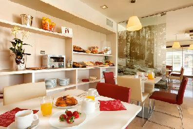 HOTEL Ñ TUDELA