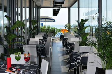 Hotel Adlon