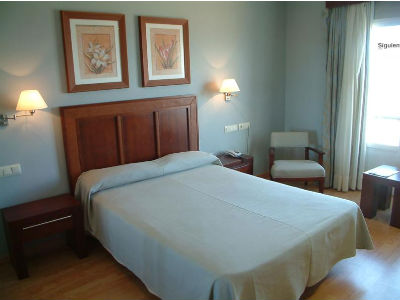 HOTEL SANTIAGO