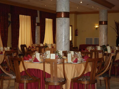 HOTEL AVERROES