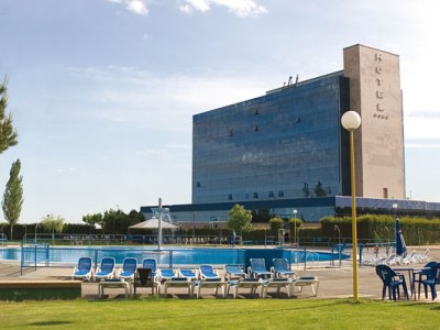 Hotel Cortes De Leon