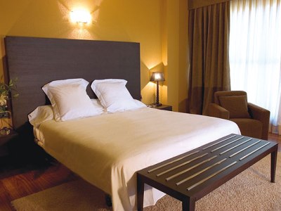 HOTEL CORTES DE LEON