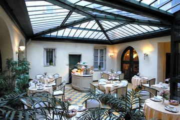 Hotel Phenix