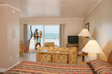 Outrigger Beach Resort 