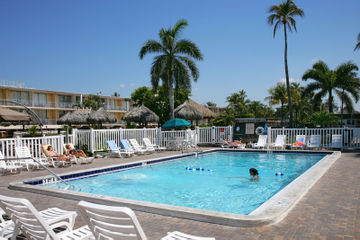 Outrigger Beach Resort 