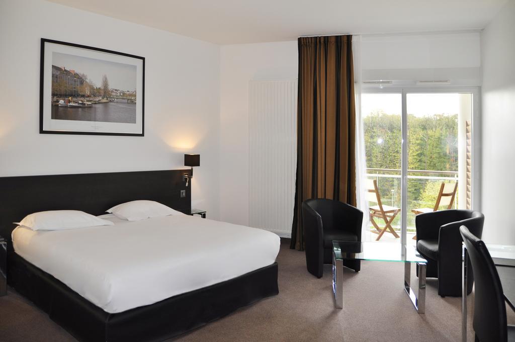 Golden Tulip Nantes Carquefou Suite 