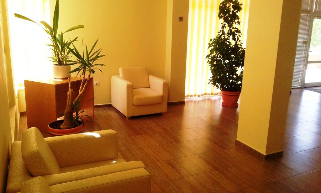 Darius Apartments