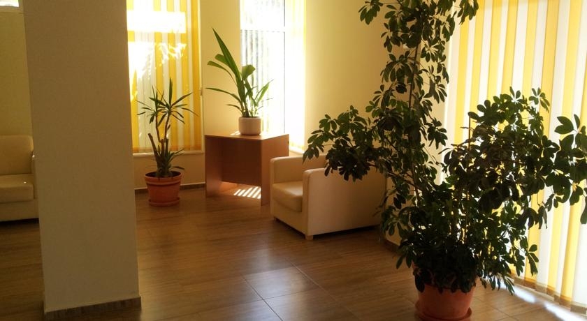 Darius Apartments