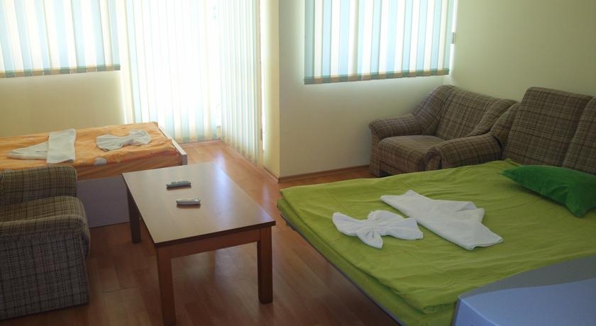 Darius Apartments