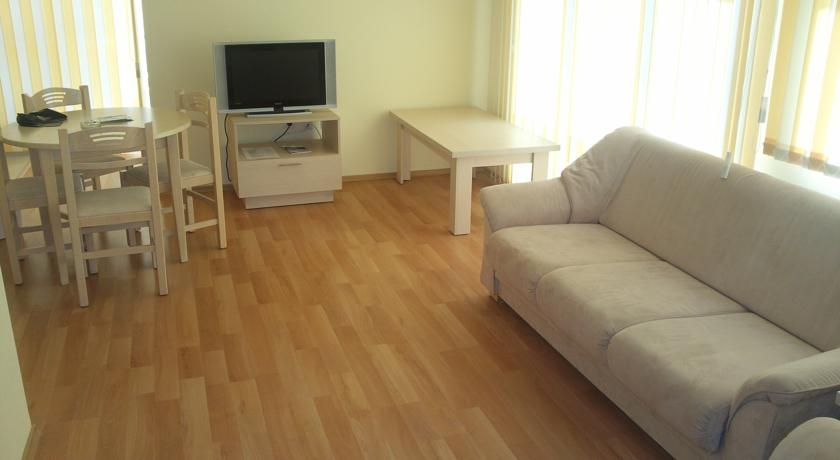 Darius Apartments