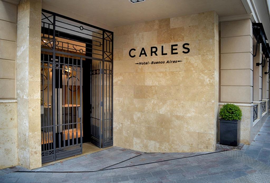 CARLES HOTEL