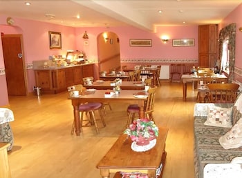 Hillview Lodge 1