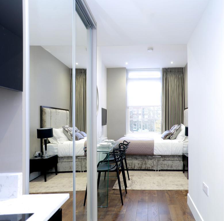 London Collection - Golden Square Soho 1