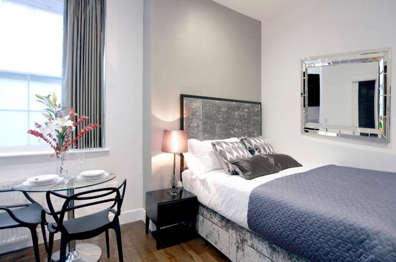 London Collection - Golden Square Soho 5