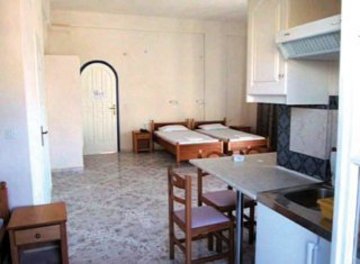 Markos Village Pension 4