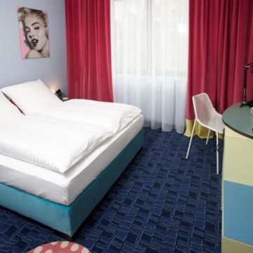 25 HOURS HOTEL FRANKFURT TAILORED BY LEVIS
