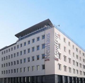 NeuHaus