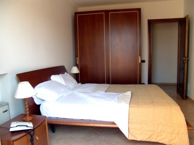 Crosti Hotel & Residence