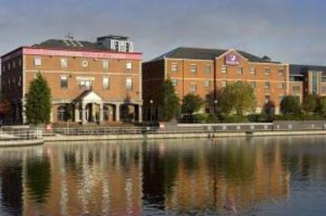 Premier Inn Manchester Salford Quays