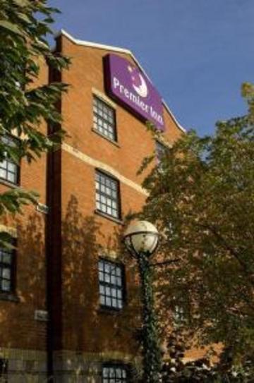 Premier Inn Manchester Salford Quays