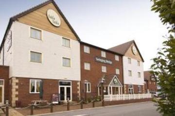 Premier Inn Manchester Trafford Centre North