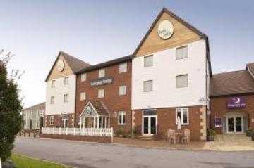 Premier Inn Manchester Trafford Centre North