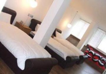Parr Street Studios & Hotel