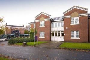 Premier Inn Stockport Central