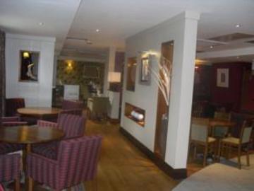 Premier Inn Bristol Cribbs Causeway M5,J17