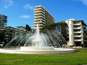 Diamond Head Beach Hotel