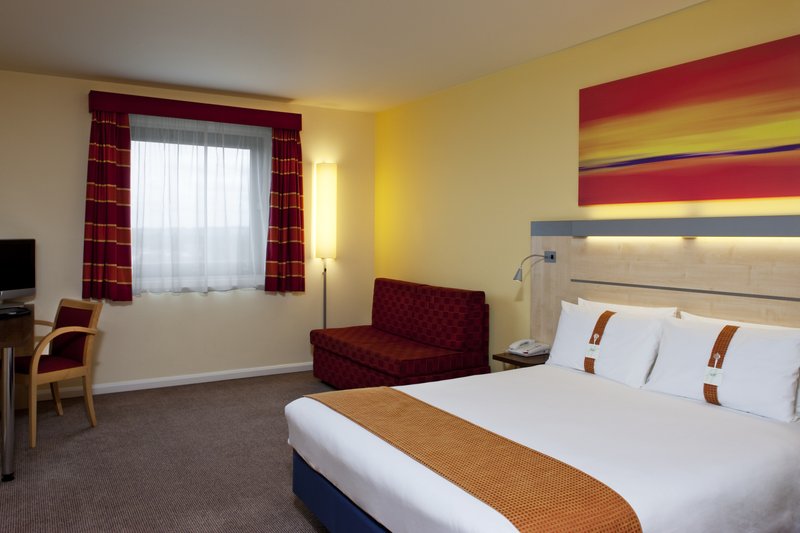 EXPRESS BY HOLIDAY INN WATFORD JUNCTION