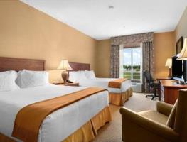 HOLIDAY INN EXPRESS HOTEL AND SUITES STRATHMORE