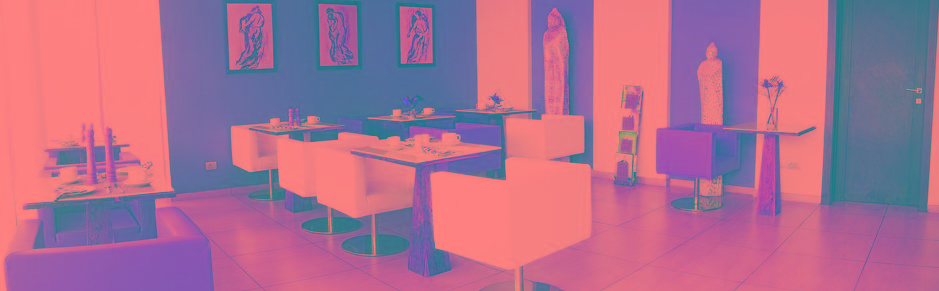 Maison Rouge