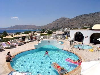 Apostolis Studios Apartments
