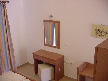 Apostolis Studios Apartments