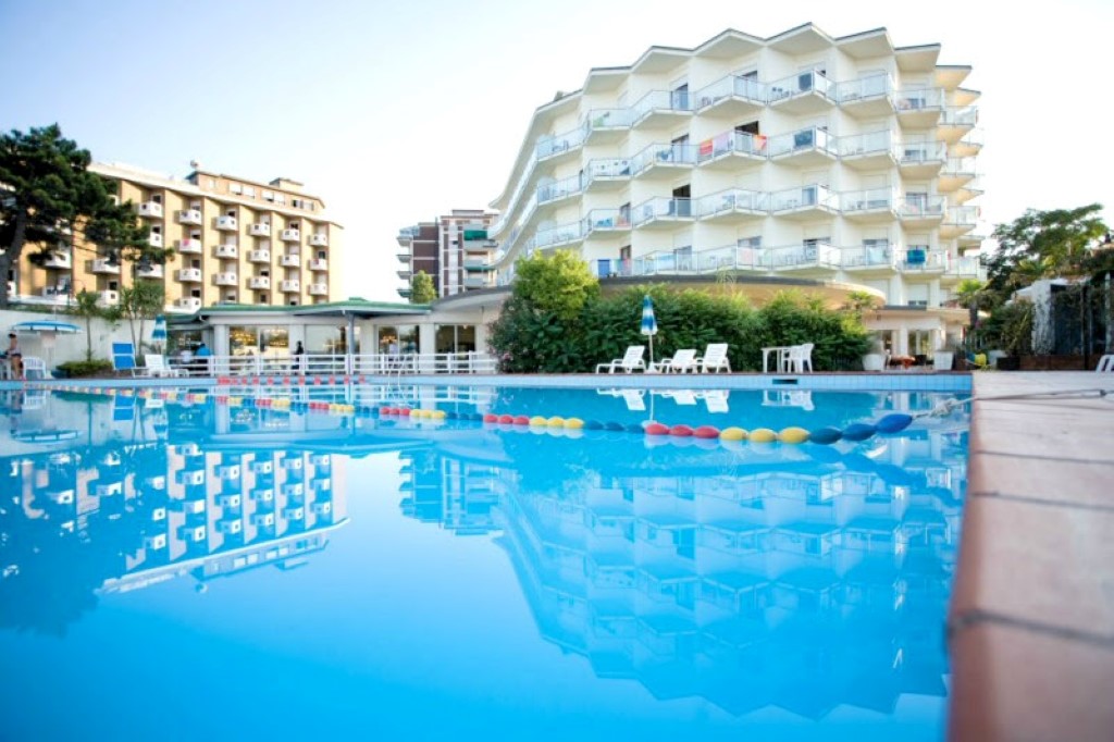 Hotel Bellevue Beach - sul mare 5
