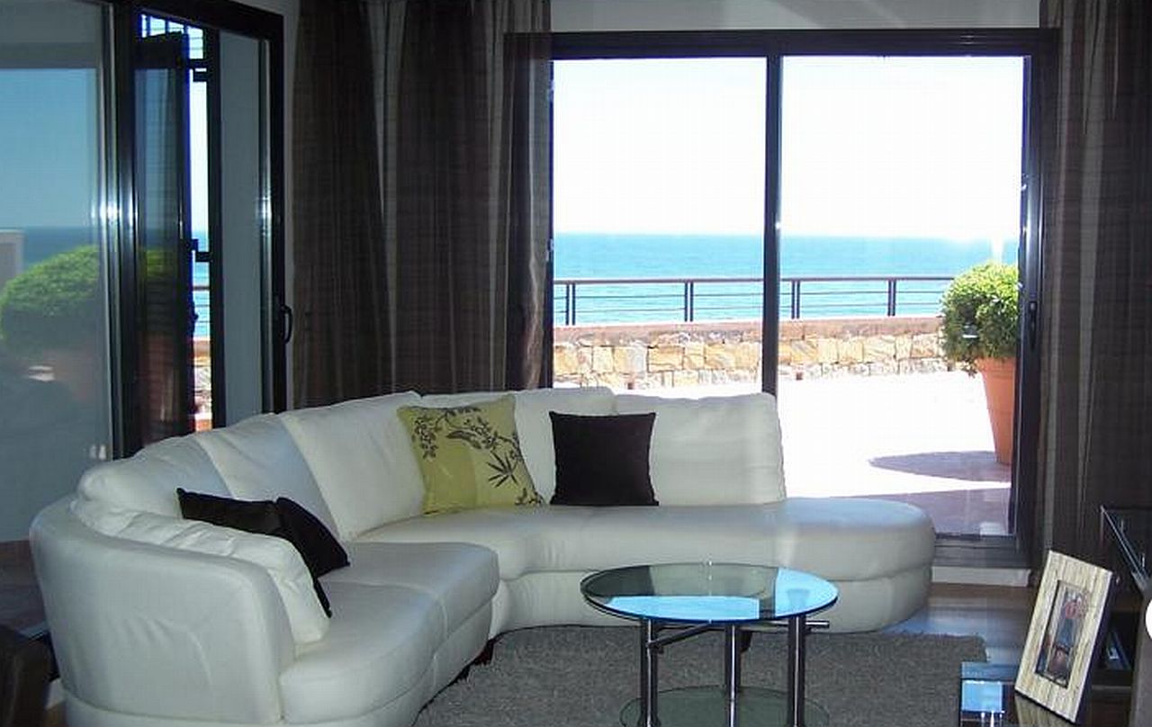 Casares del Mar Luxury Beach Apartment 5